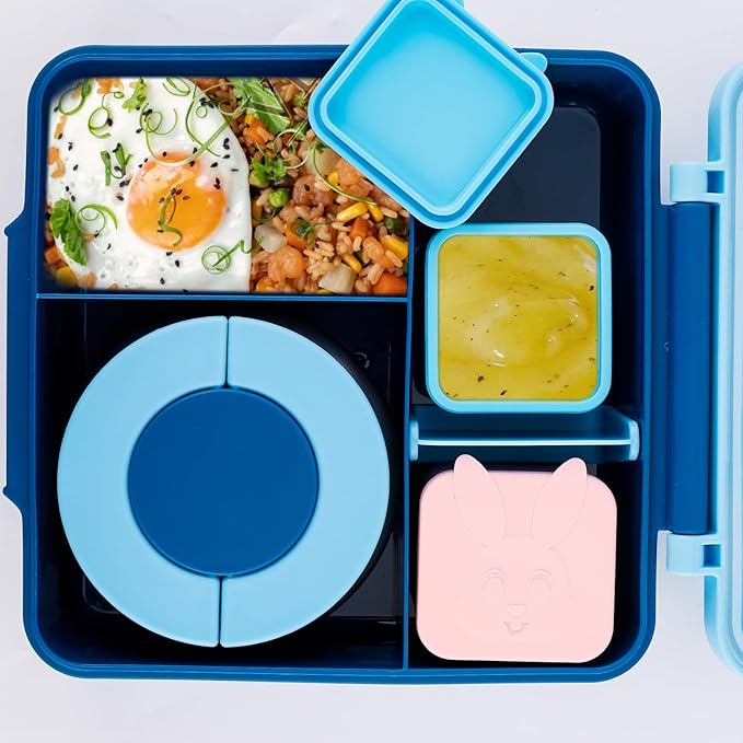 2pcs Silicone Condiment Containers with Lids (Pink, Blue)